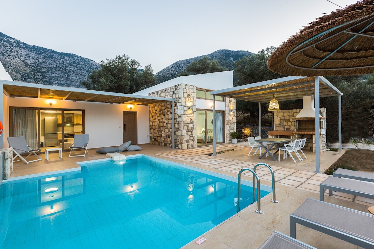 Lemoni Villa, an exquisite summer retreat