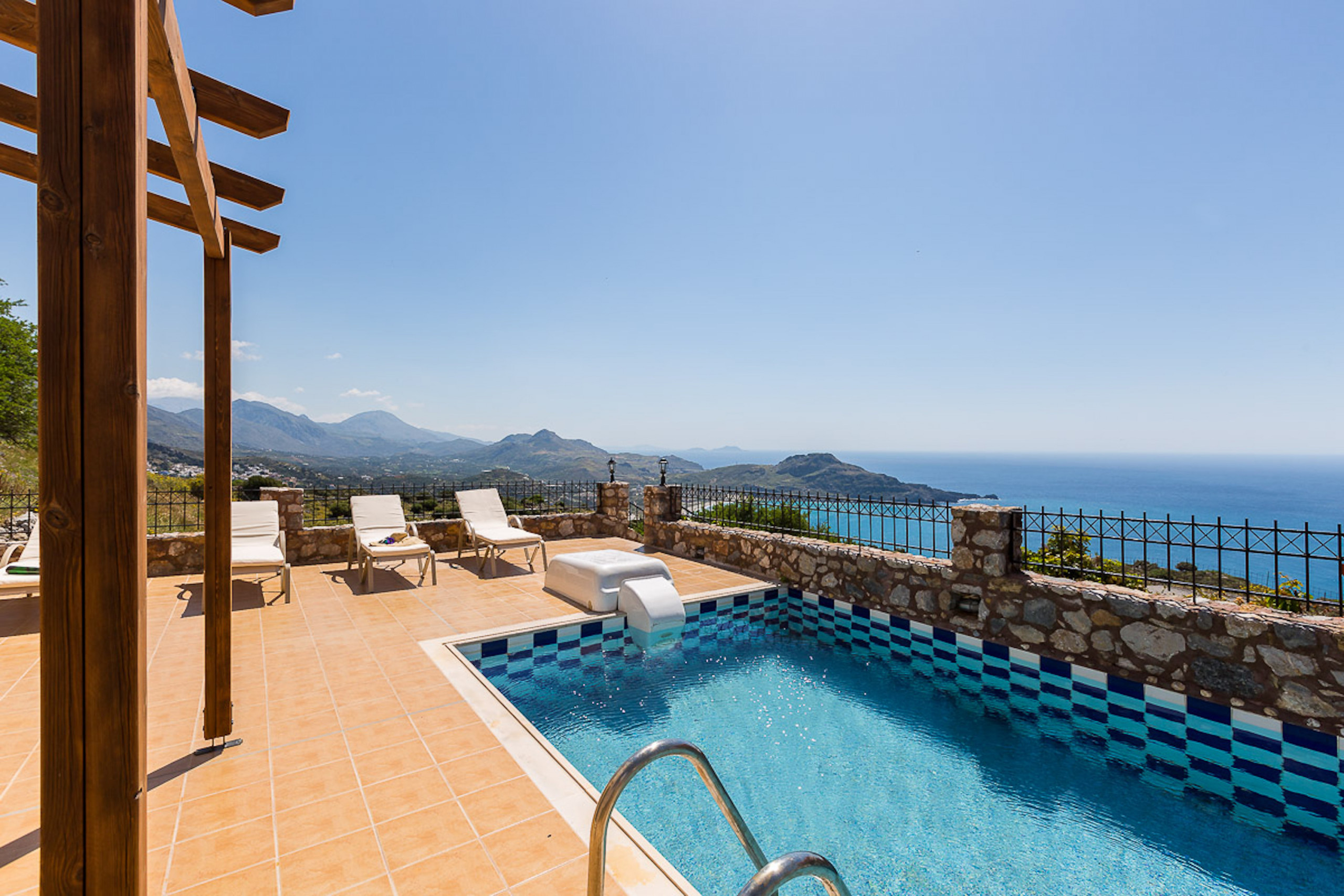 Anastasia Villa, Libyan SeaViews with Heated Pool