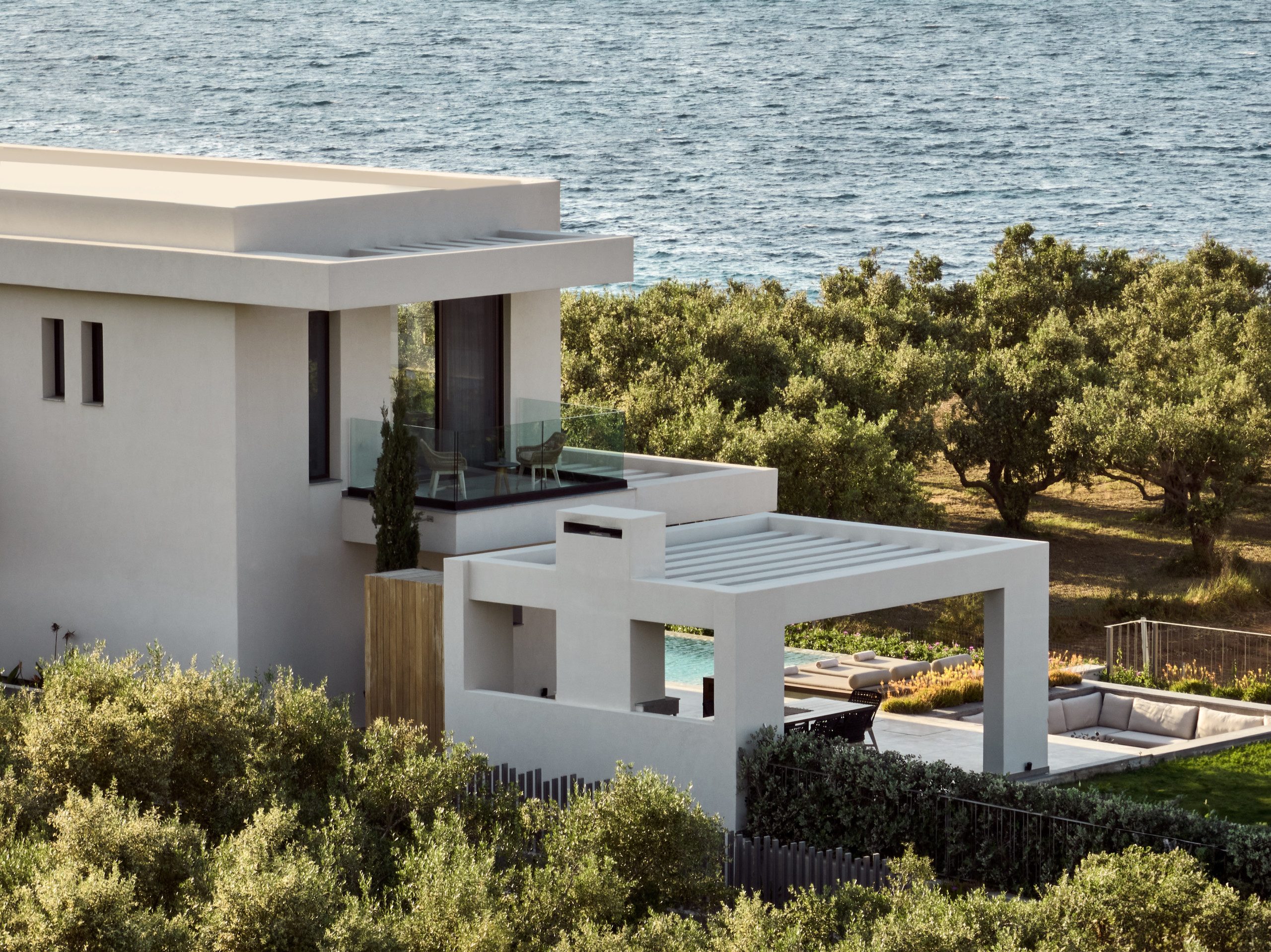 Oresteia Presidential Villa, a Legendary Retreat