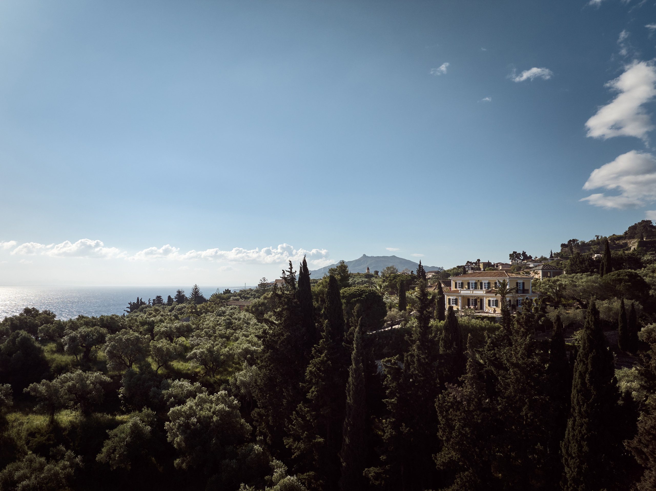 Almeira 4acre Estate, for Unparalleled Seclusion
