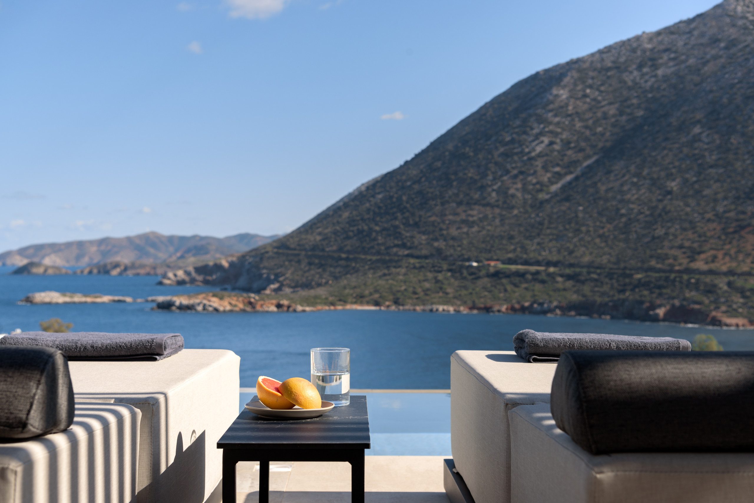 Cueva Villa I, a unique escape by the sea