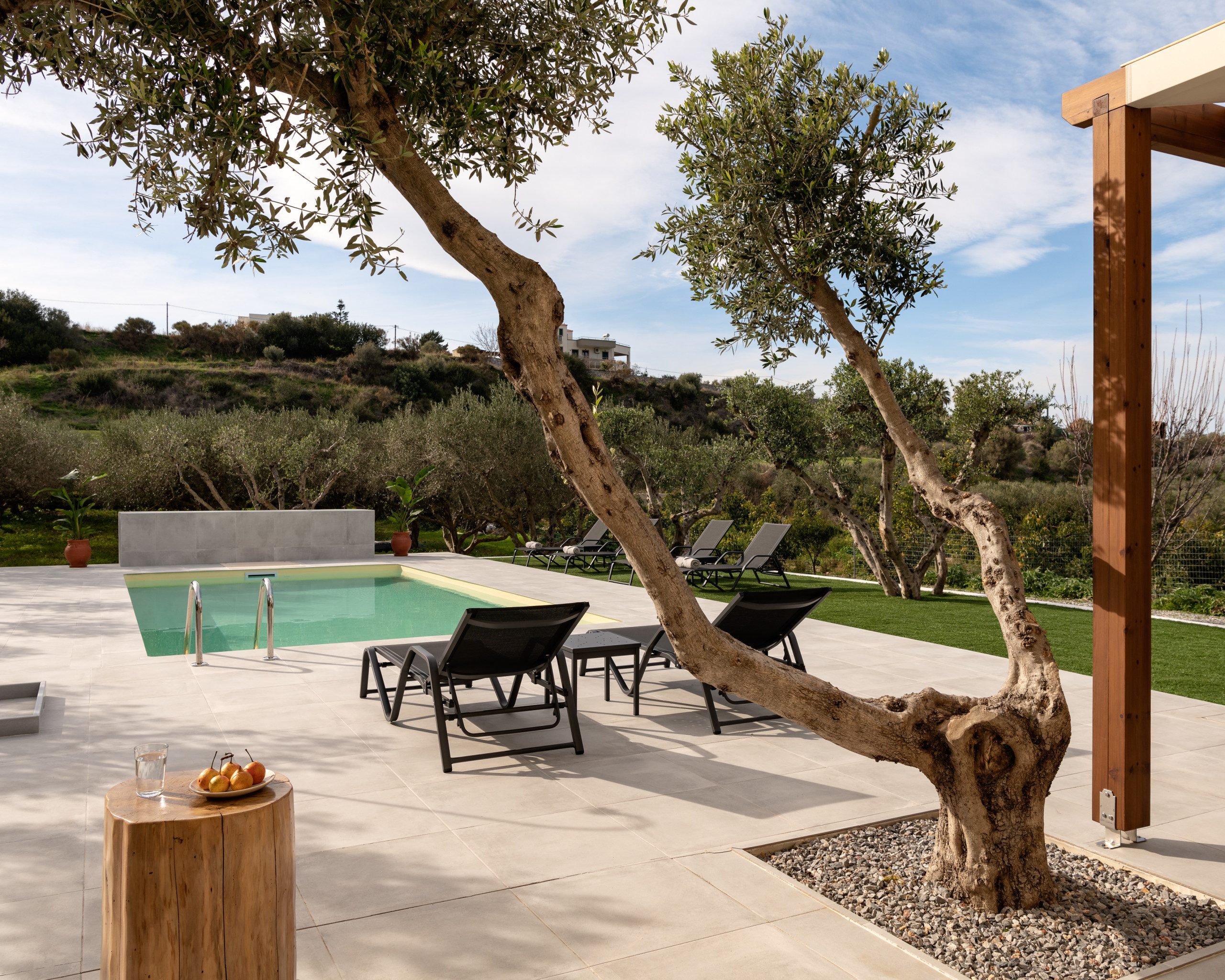 Kallistefanos Villa, a Nature Inspired Retreat