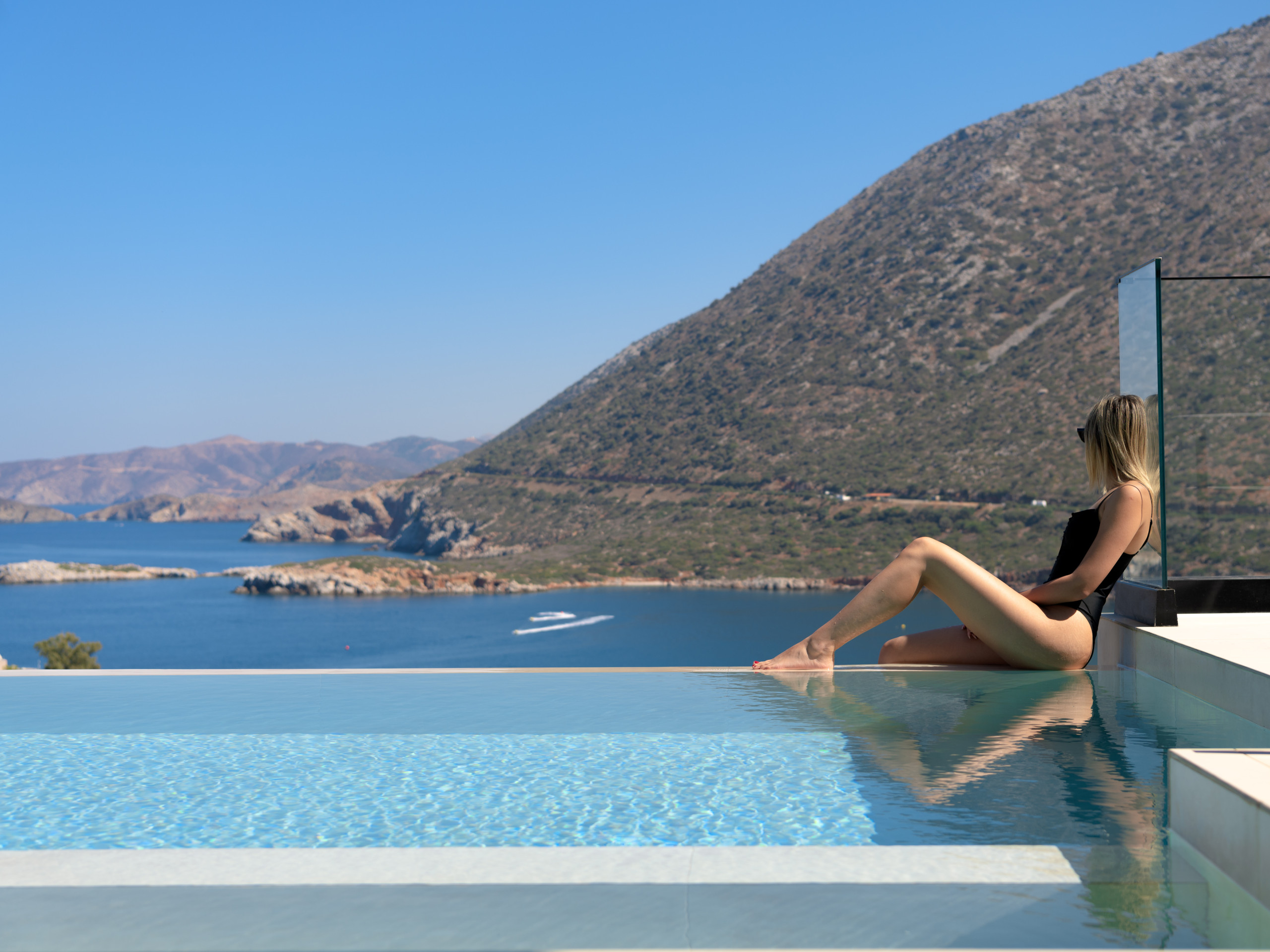 Cueva Villa II, with Pool, SeaViews & close to Sea