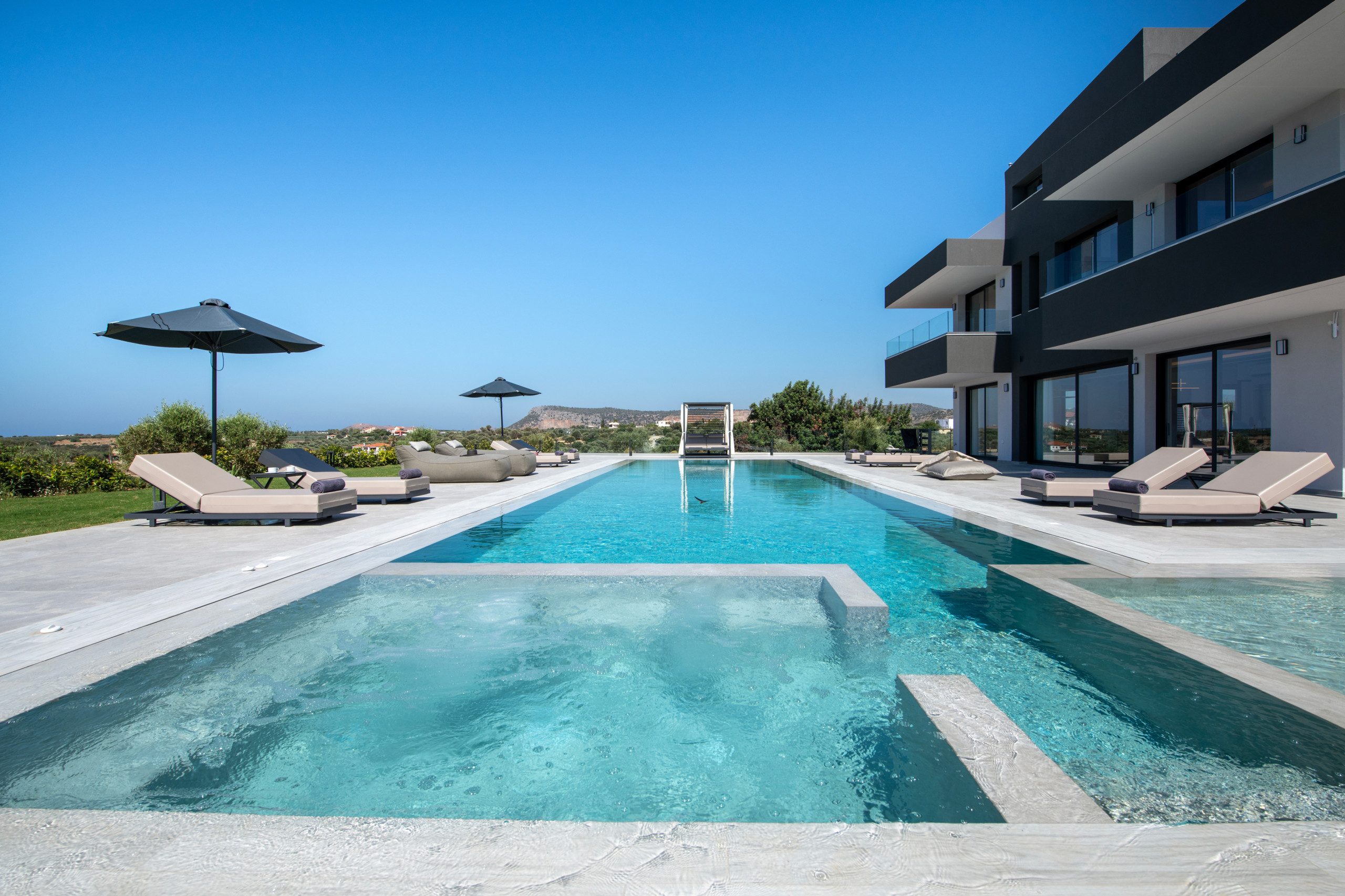 Omnia Luxury Villa, 100m2 Pool, Whirlpool & Gym