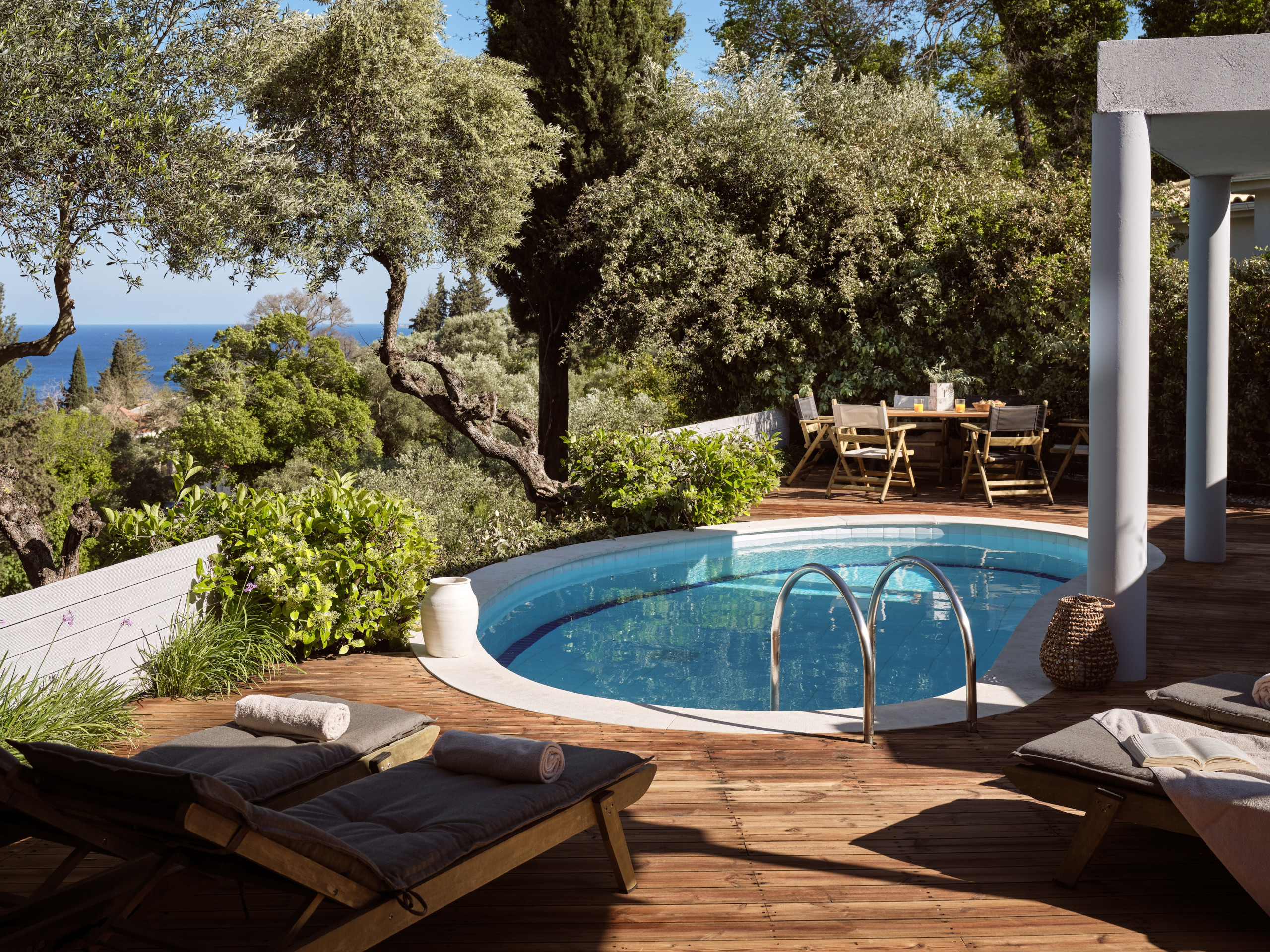Jo Villa, an Escape with Heated Pool & SeaView