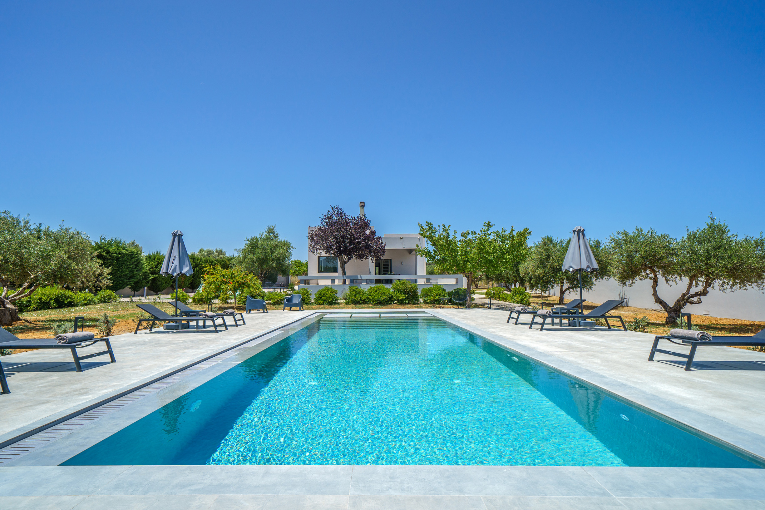 Nostra Terra, 2-acre Secluded Nature Escape