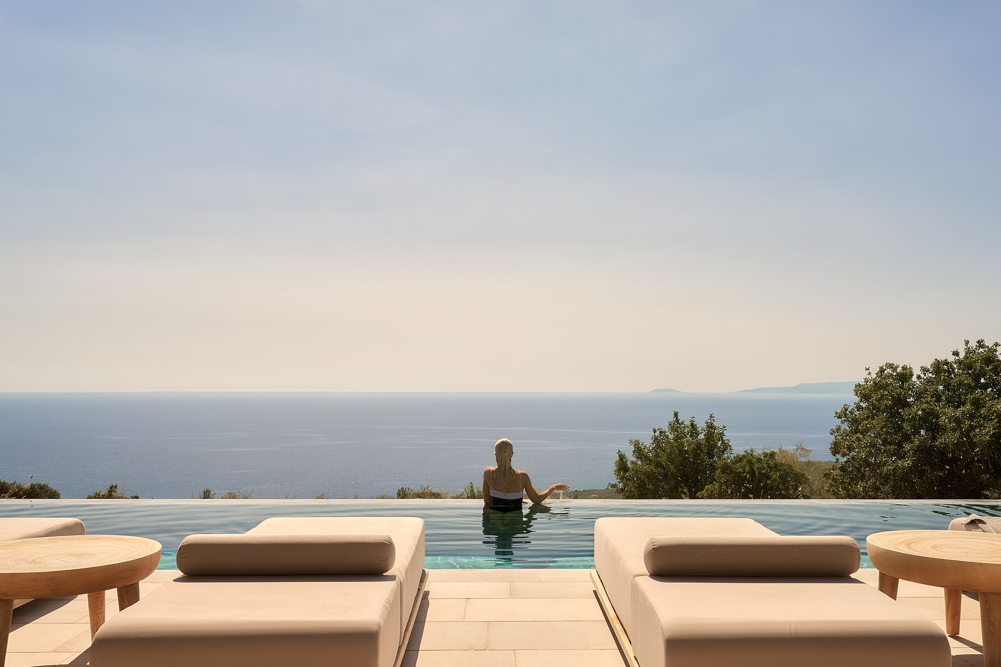 Mantri Villa, Celestial Retreat with Endless Blue