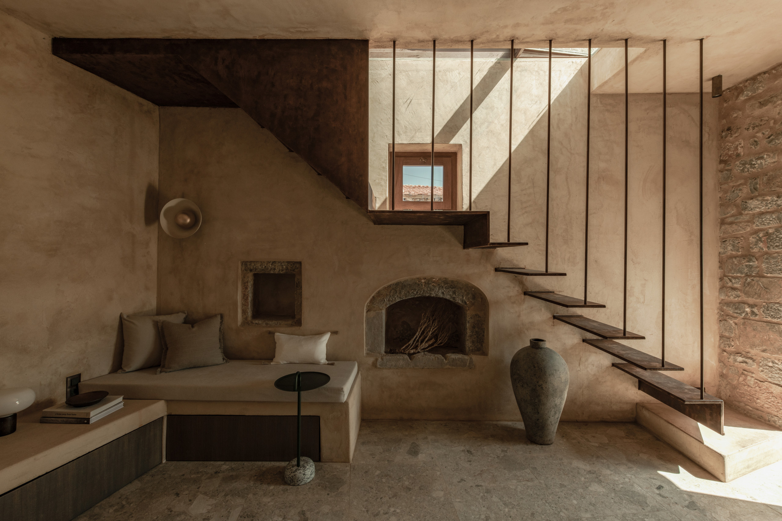 Drakoni Luxury Suite, an Architectural Hideaway